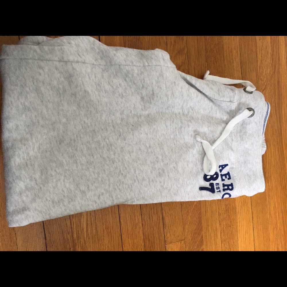Aero sweatpants. Grey. EUC.
